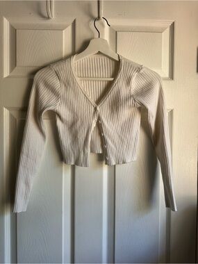 Cream cropped cardigan